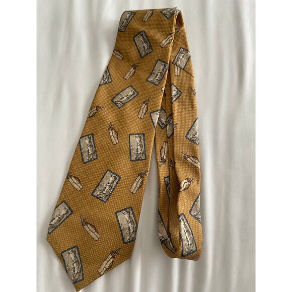 Payne Stewart 100% silk handmade tie Golf Theme 56.5" by 3.75" - Picture 3 of 7
